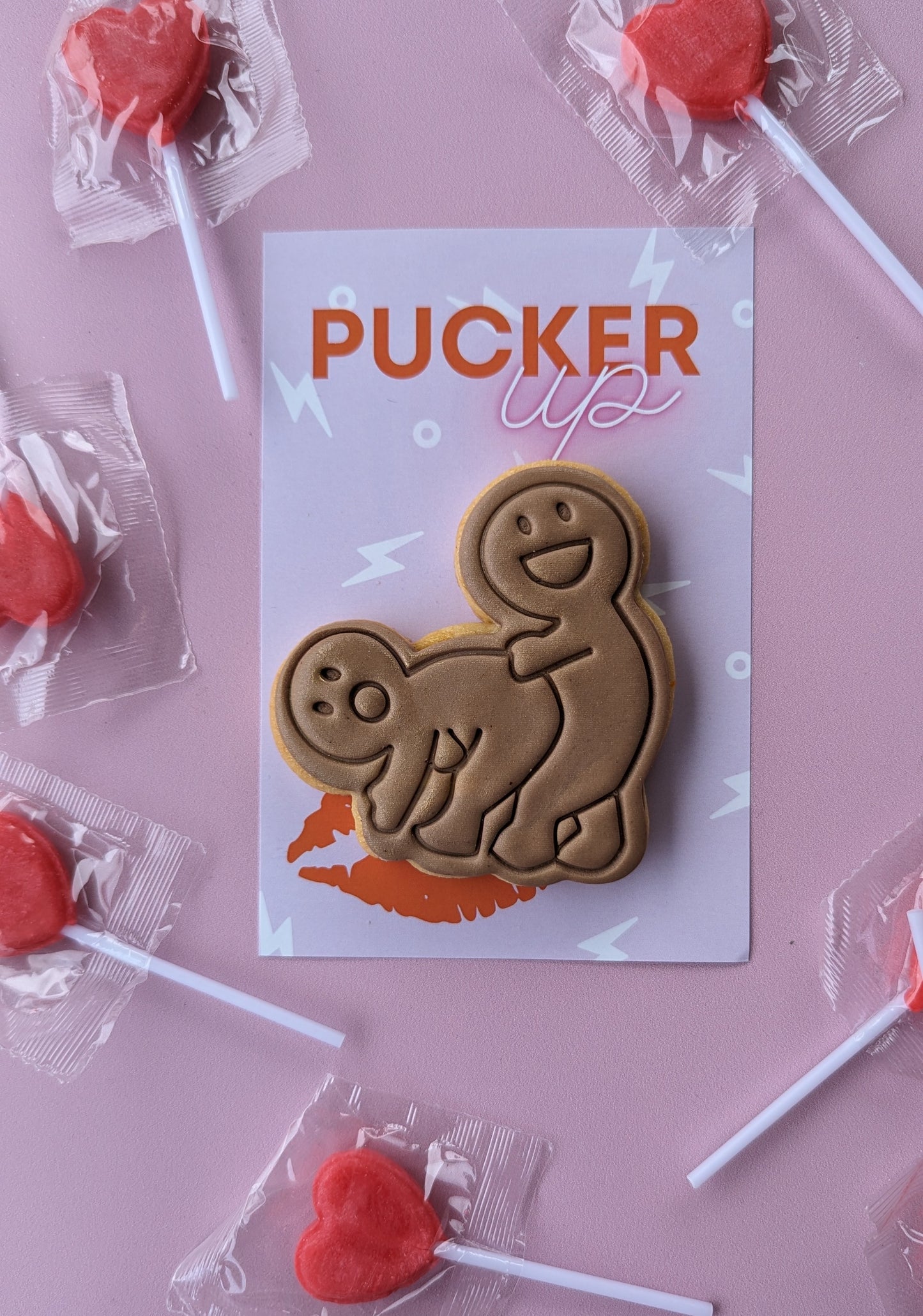 Single cookie Pucker Up!  Rudey